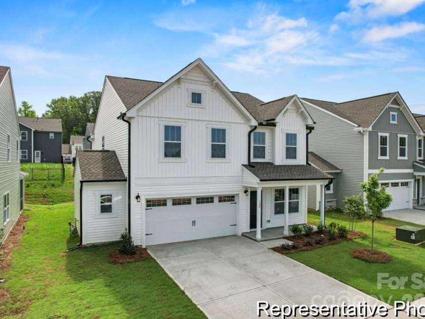 136 Pembroke Way, Albemarle, NC 28001.  MLS# CAR4412986, YatesRealty ID 42773. 