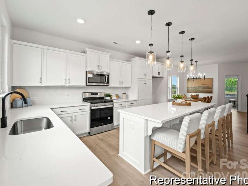 136 Pembroke Way, Albemarle, NC 28001.  MLS# CAR4412986, YatesRealty ID 42773. 