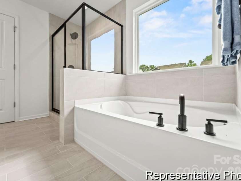 136 Pembroke Way, Albemarle, NC 28001.  MLS# CAR4412986, YatesRealty ID 42773. 