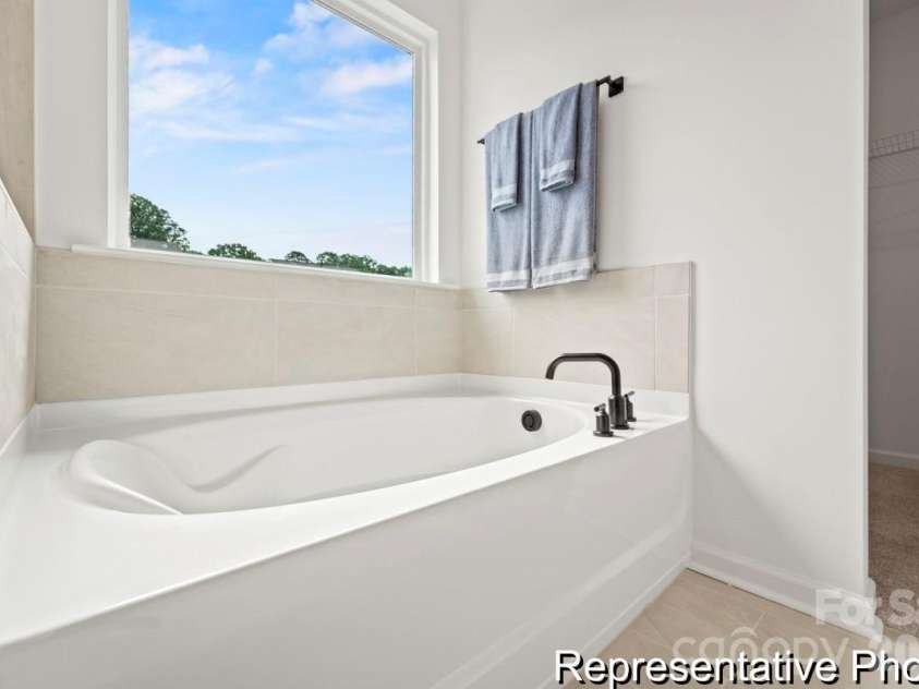 136 Pembroke Way, Albemarle, NC 28001.  MLS# CAR4412986, YatesRealty ID 42773. 