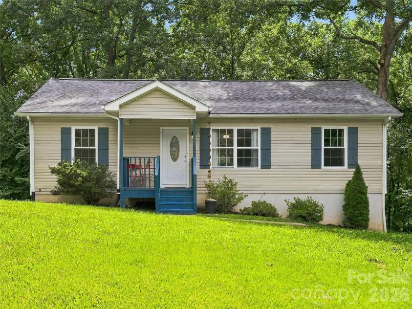 1019 Mountain Drive, Candler, NC 28715.  MLS# CAR4412340, YatesRealty ID 42775. 
