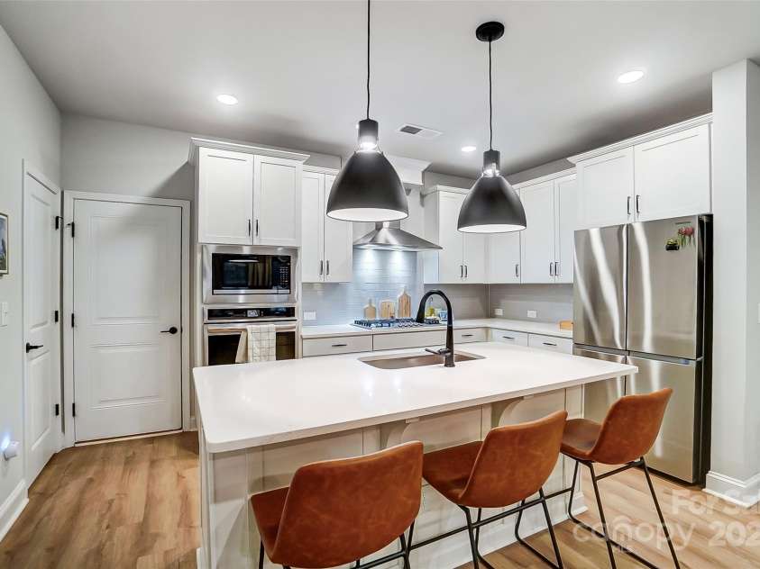 1112 Drummond Avenue, Charlotte, NC 28205.  MLS# CAR4242357, YatesRealty ID 4278. 