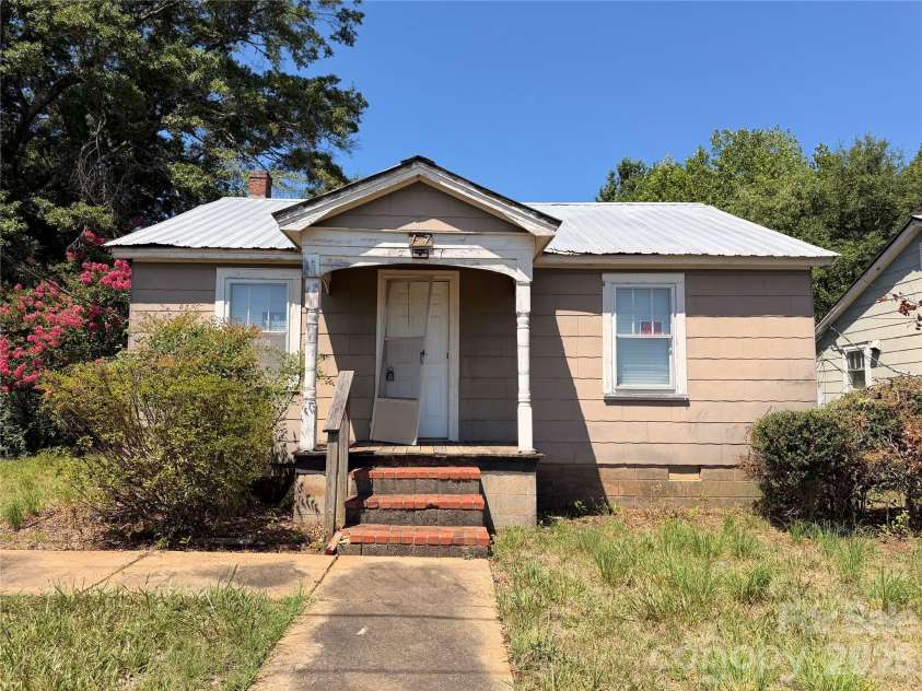127 & 131 Blanton Street, Spindale, NC 28160.  MLS# CAR4410028, YatesRealty ID 42780. 
