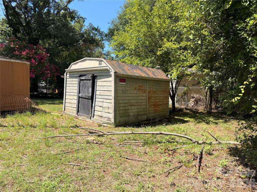 127 & 131 Blanton Street, Spindale, NC 28160.  MLS# CAR4410028, YatesRealty ID 42780. 