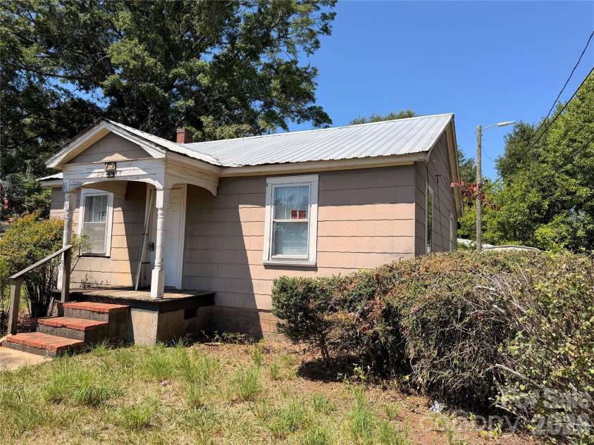 127 & 131 Blanton Street, Spindale, NC 28160.  MLS# CAR4410028, YatesRealty ID 42780. 