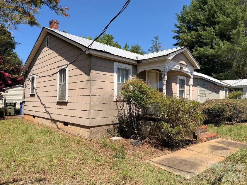 127 & 131 Blanton Street, Spindale, NC 28160.  MLS# CAR4410028, YatesRealty ID 42780. 