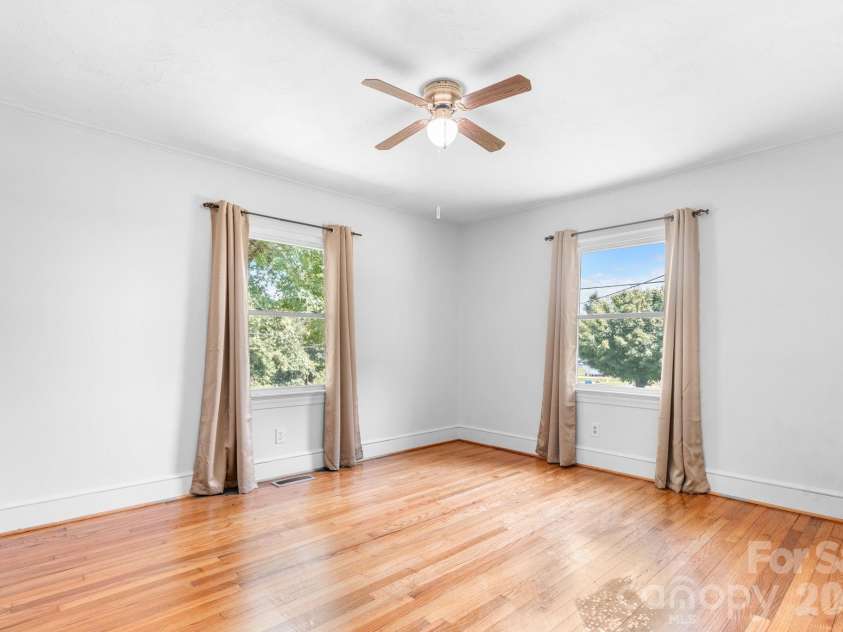 296 Pine Mountain Road, Hudson, NC 28638.  MLS# CAR4412972, YatesRealty ID 42781. 