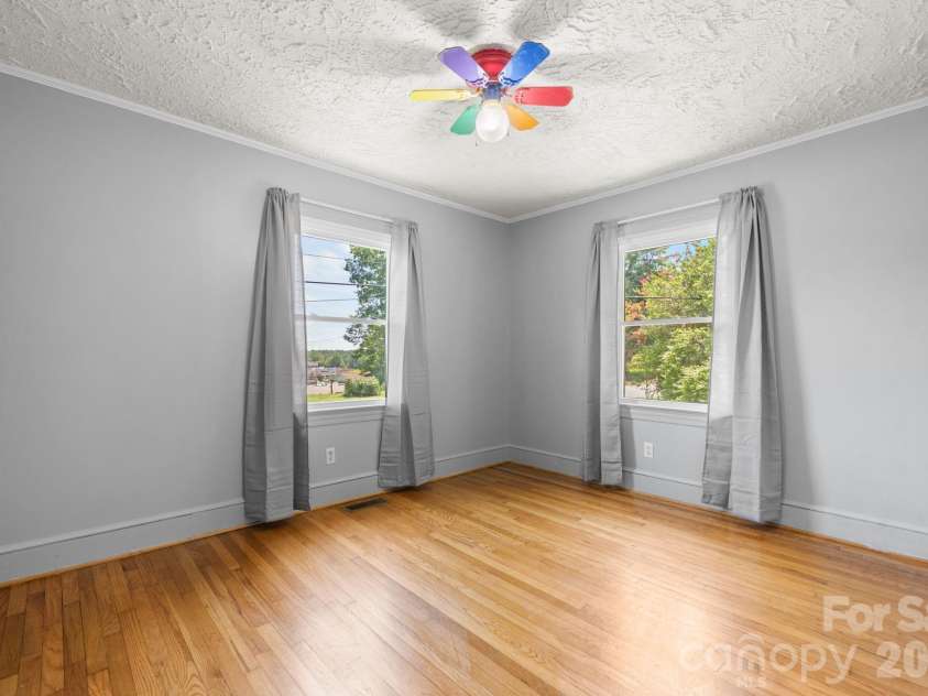 296 Pine Mountain Road, Hudson, NC 28638.  MLS# CAR4412972, YatesRealty ID 42781. 