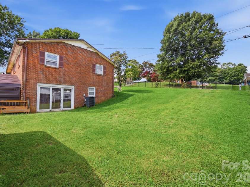 1082 Maple Street, Granite Falls, NC 28630.  MLS# CAR4407308, YatesRealty ID 42782. 