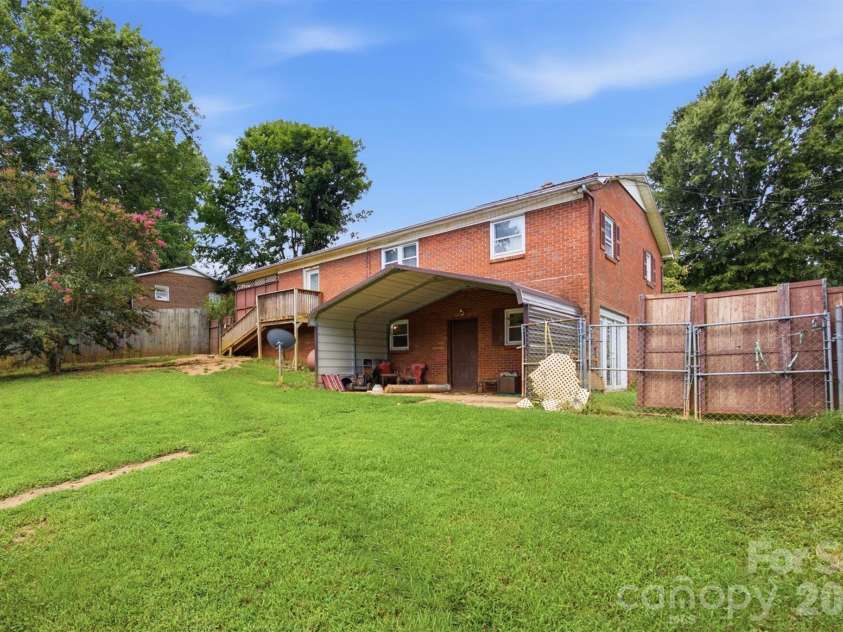 1082 Maple Street, Granite Falls, NC 28630.  MLS# CAR4407308, YatesRealty ID 42782. 