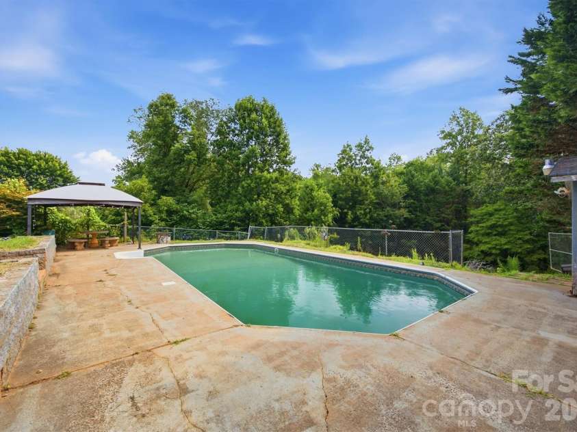 1082 Maple Street, Granite Falls, NC 28630.  MLS# CAR4407308, YatesRealty ID 42782. 