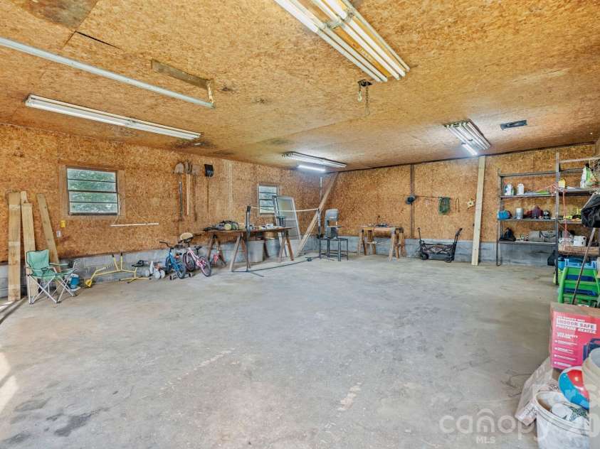 3968 Hollywood Ridge Road, Lenoir, NC 28645.  MLS# CAR4410672, YatesRealty ID 42784. 