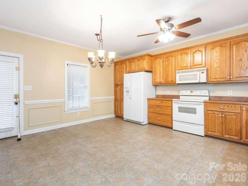 711 Spring Street, Concord, NC 28025.  MLS# CAR4411217, YatesRealty ID 42789. 