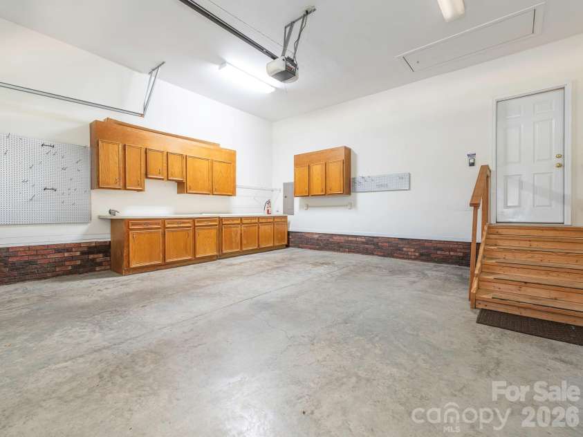 711 Spring Street, Concord, NC 28025.  MLS# CAR4411217, YatesRealty ID 42789. 