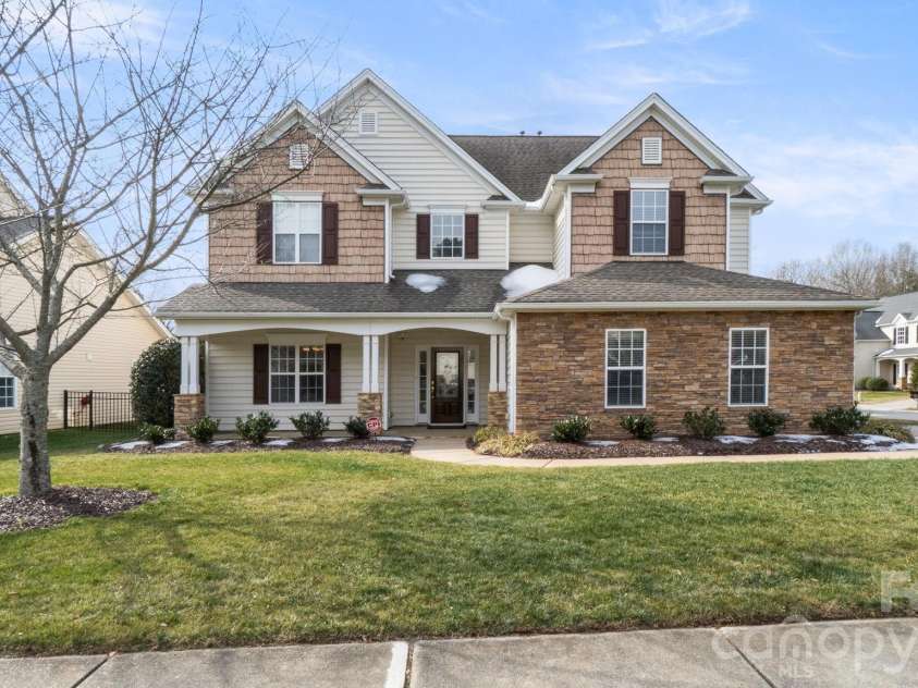 12304 Mcallister Park Drive, Charlotte, NC 28277.  MLS# CAR4342459, YatesRealty ID 4279. 
