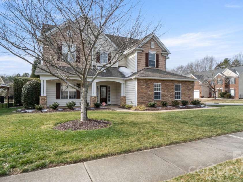 12304 Mcallister Park Drive, Charlotte, NC 28277.  MLS# CAR4342459, YatesRealty ID 4279. 