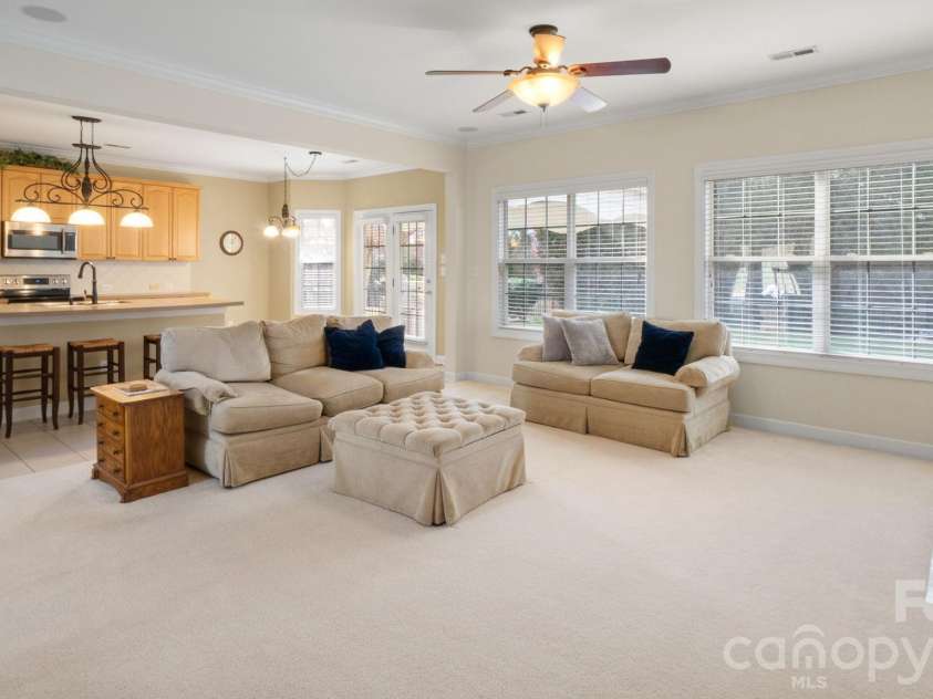 12304 Mcallister Park Drive, Charlotte, NC 28277.  MLS# CAR4342459, YatesRealty ID 4279. 