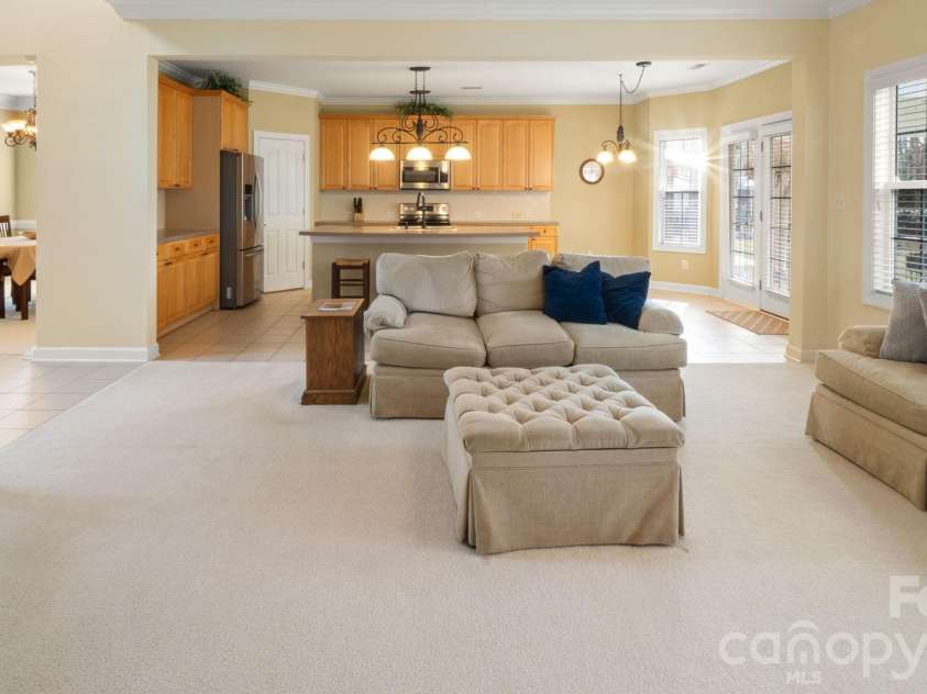 12304 Mcallister Park Drive, Charlotte, NC 28277.  MLS# CAR4342459, YatesRealty ID 4279. 