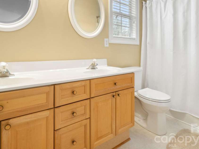 12304 Mcallister Park Drive, Charlotte, NC 28277.  MLS# CAR4342459, YatesRealty ID 4279. 