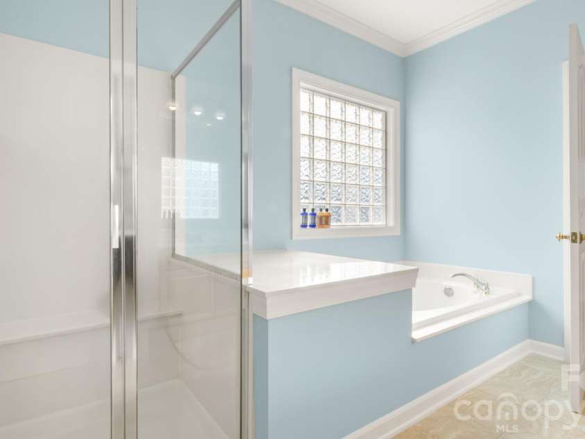 12304 Mcallister Park Drive, Charlotte, NC 28277.  MLS# CAR4342459, YatesRealty ID 4279. 