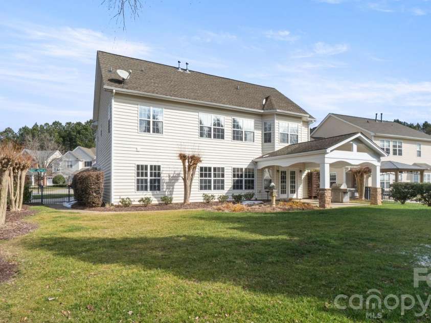 12304 Mcallister Park Drive, Charlotte, NC 28277.  MLS# CAR4342459, YatesRealty ID 4279. 