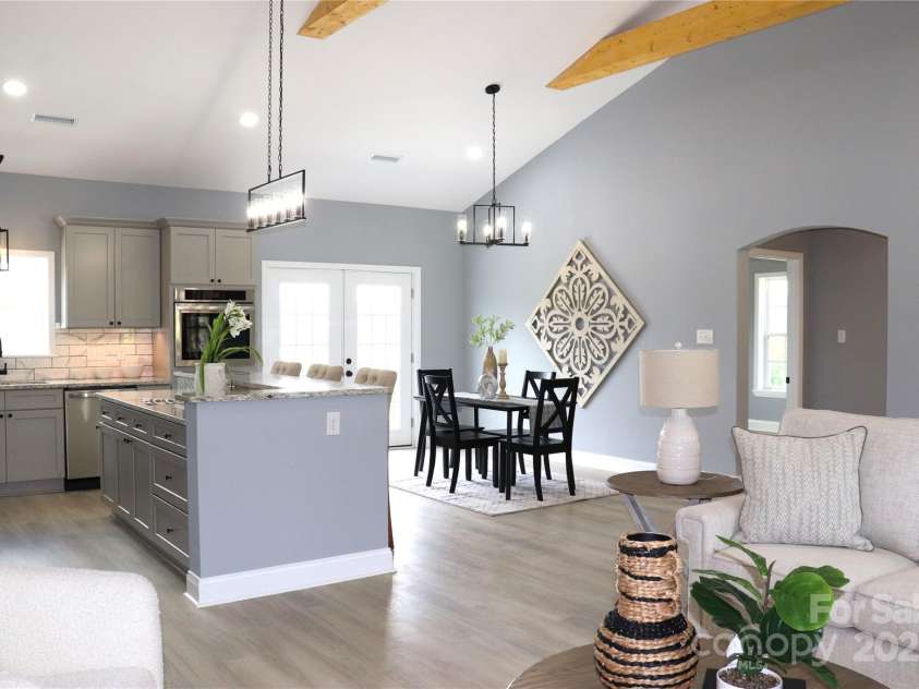 418 Huntington Woods Street, Lenoir, NC 28645.  MLS# CAR4215060, YatesRealty ID 4279. 