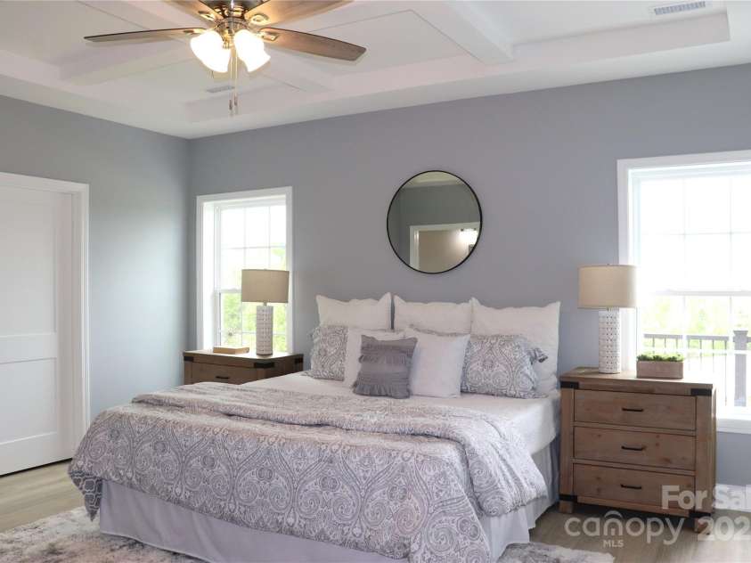 418 Huntington Woods Street, Lenoir, NC 28645.  MLS# CAR4215060, YatesRealty ID 4279. 