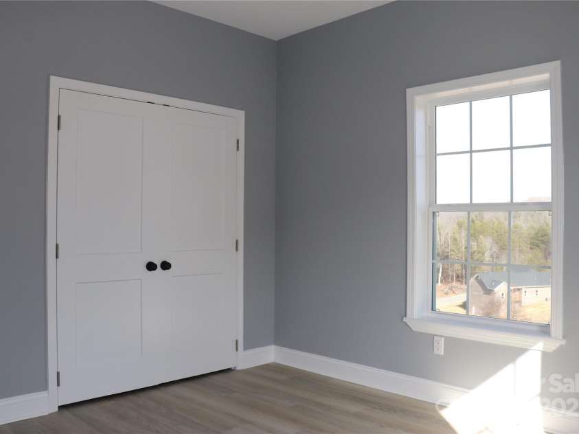 418 Huntington Woods Street, Lenoir, NC 28645.  MLS# CAR4215060, YatesRealty ID 4279. 