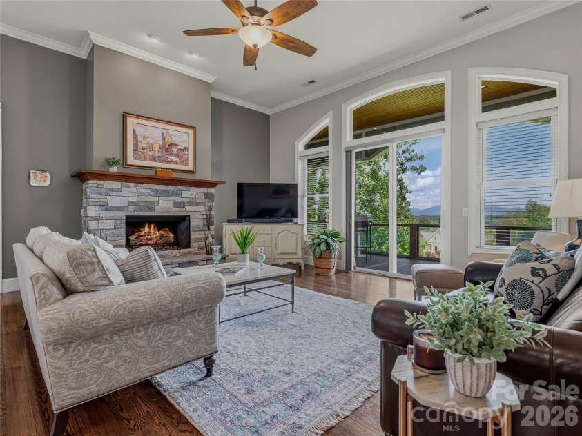 143 Gracie Lane, Mills River, NC 28759.  MLS# CAR4412058, YatesRealty ID 42790. 
