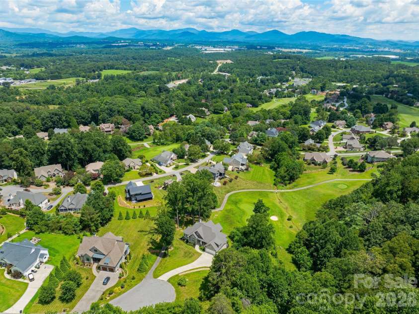 143 Gracie Lane, Mills River, NC 28759.  MLS# CAR4412058, YatesRealty ID 42790. 