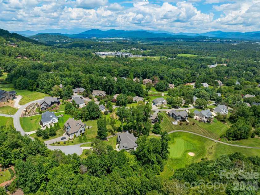 143 Gracie Lane, Mills River, NC 28759.  MLS# CAR4412058, YatesRealty ID 42790. 