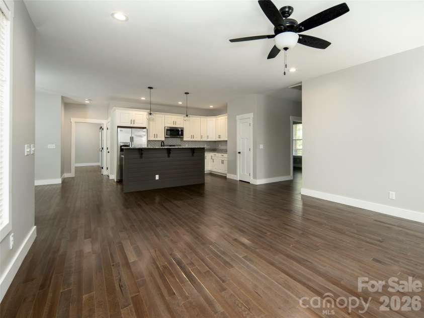 208 Robinson Hollow Drive, Candler, NC 28715.  MLS# CAR4413060, YatesRealty ID 42791. 