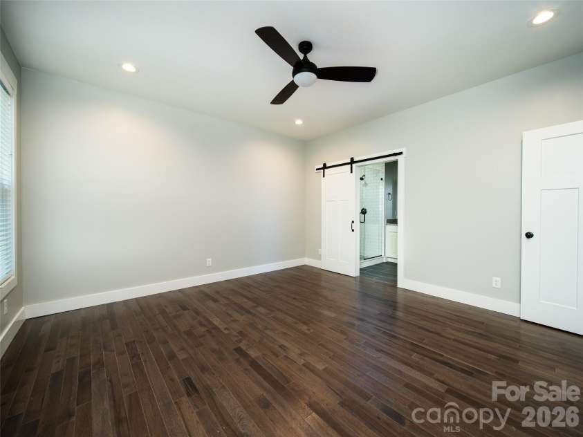 208 Robinson Hollow Drive, Candler, NC 28715.  MLS# CAR4413060, YatesRealty ID 42791. 
