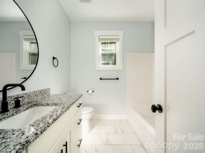 208 Robinson Hollow Drive, Candler, NC 28715.  MLS# CAR4413060, YatesRealty ID 42791. 
