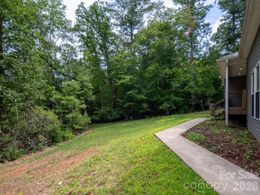 208 Robinson Hollow Drive, Candler, NC 28715.  MLS# CAR4413060, YatesRealty ID 42791. 