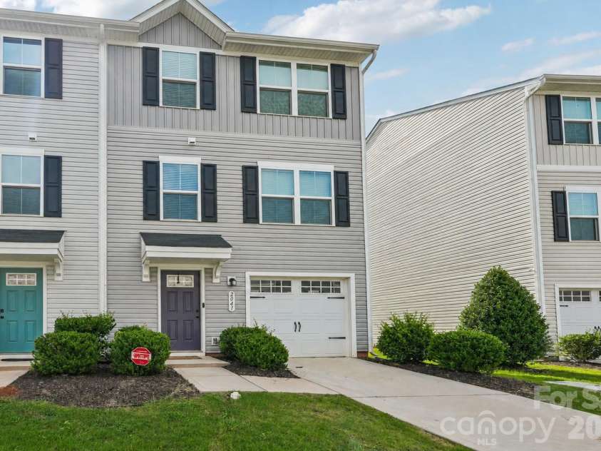 2041 Langer Street, Charlotte, NC 28214.  MLS# CAR4409697, YatesRealty ID 42794. 