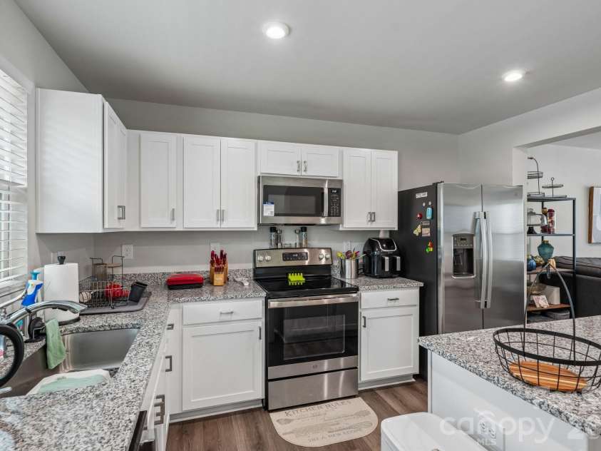 2041 Langer Street, Charlotte, NC 28214.  MLS# CAR4409697, YatesRealty ID 42794. 