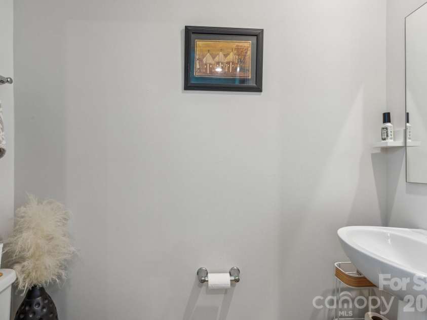 2041 Langer Street, Charlotte, NC 28214.  MLS# CAR4409697, YatesRealty ID 42794. 