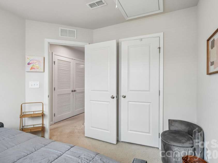 2041 Langer Street, Charlotte, NC 28214.  MLS# CAR4409697, YatesRealty ID 42794. 