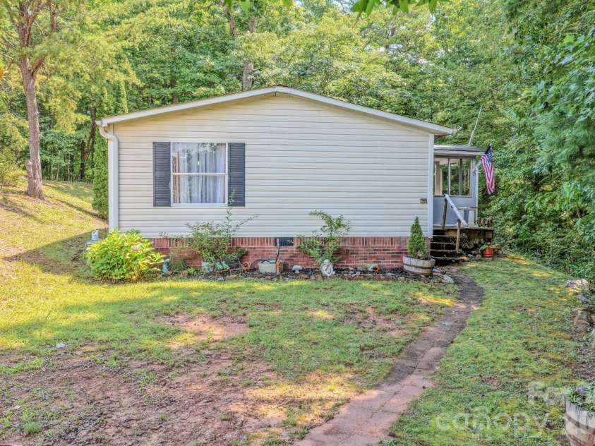 97 Misty Ridge Lane, Leicester, NC 28748.  MLS# CAR4411624, YatesRealty ID 42795. 