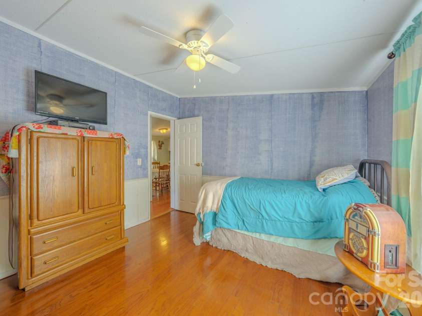 97 Misty Ridge Lane, Leicester, NC 28748.  MLS# CAR4411624, YatesRealty ID 42795. 