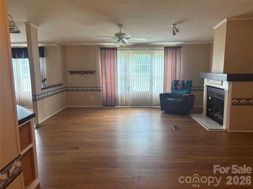 3557 Gladden Drive, Lincolnton, NC 28092.  MLS# CAR4413116, YatesRealty ID 42796. 