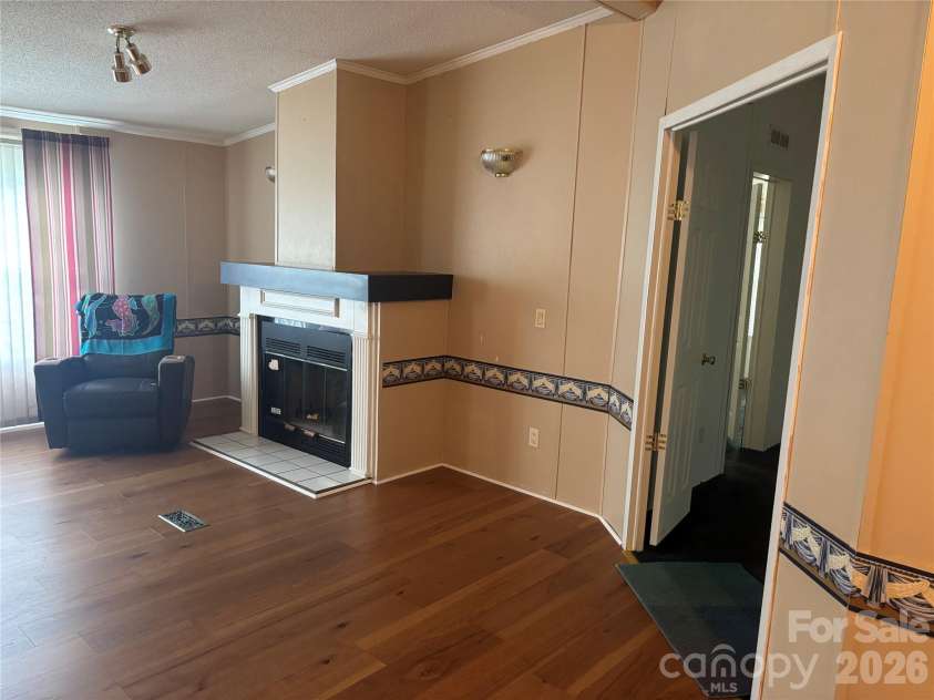 3557 Gladden Drive, Lincolnton, NC 28092.  MLS# CAR4413116, YatesRealty ID 42796. 