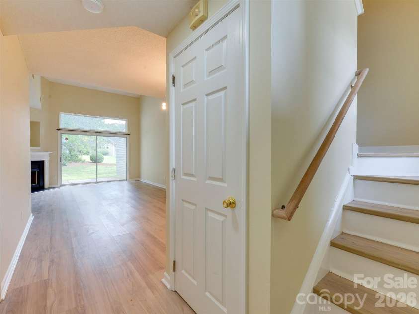 9128 Treyburn Drive, Charlotte, NC 28216.  MLS# CAR4412916, YatesRealty ID 42797. 