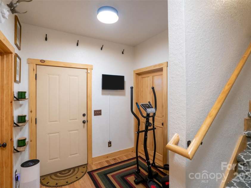 64 Hidden Springs Way, Highlands, NC 28741.  MLS# CAR4211056, YatesRealty ID 428. 