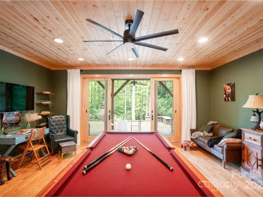 64 Hidden Springs Way, Highlands, NC 28741.  MLS# CAR4211056, YatesRealty ID 428. 