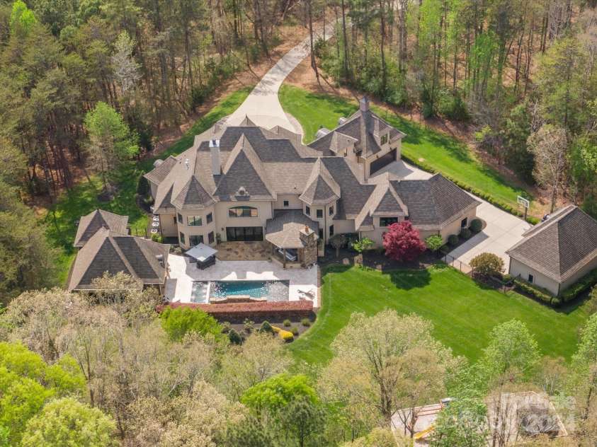 9044 Island Point Road, Charlotte, NC 28278.  MLS# CAR4135509, YatesRealty ID 428. Ariel View 