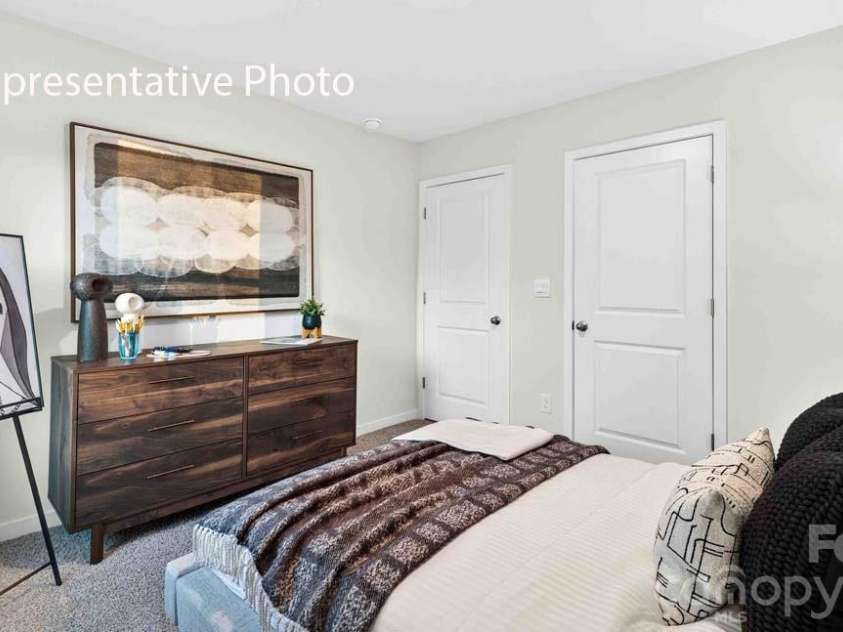 5560 Pamplona Way, Charlotte, NC 28214.  MLS# CAR4337685, YatesRealty ID 4280. 