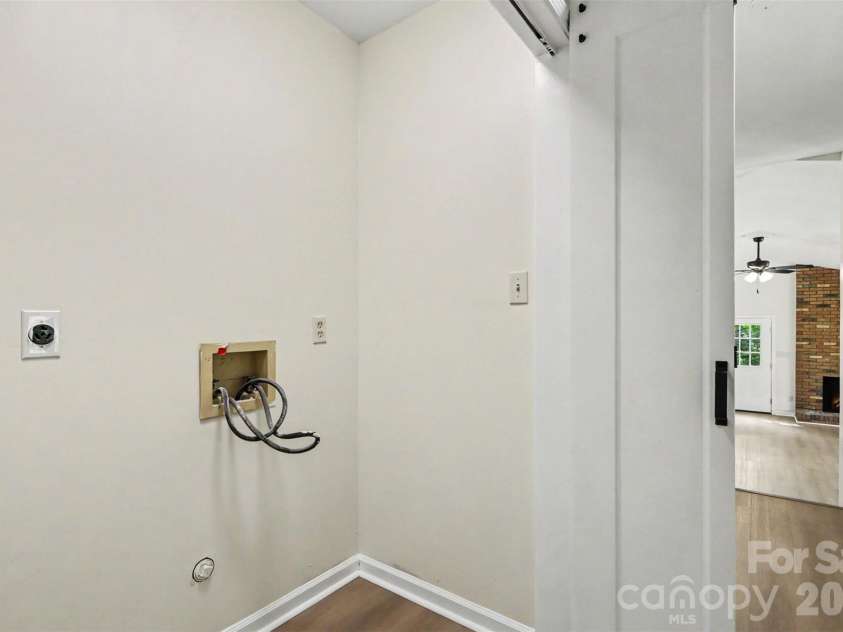 3830 Old Salisbury Concord Road, Concord, NC 28025.  MLS# CAR4411245, YatesRealty ID 42800. 