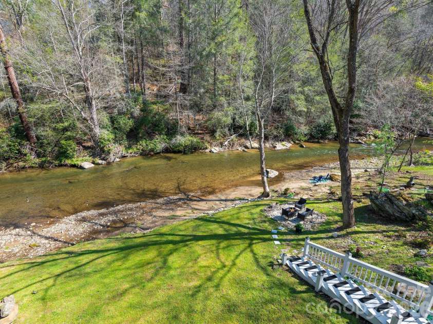 228 White Oak Road, Waynesville, NC 28785.  MLS# CAR4412866, YatesRealty ID 42805. 
